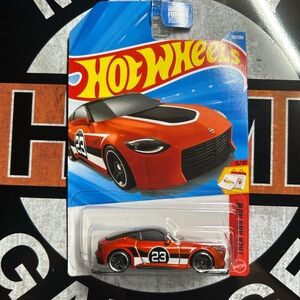 Hot Wheels 2023 Nissan Z red and black car #hotwheels #racing